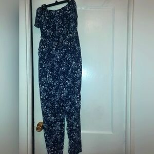 Navy floral jumpsuit with pockets